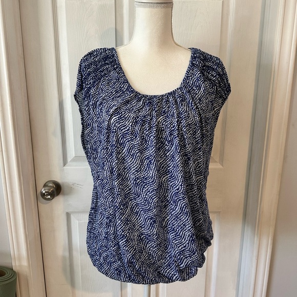 Bundle Lot of 8 Womens XL tops. EUC. Most barely used. Mostly summer tops - Picture 8 of 14